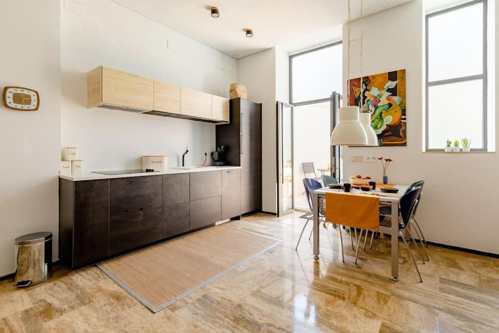 Cozy Loft Patio+pool +wifi Appartement *